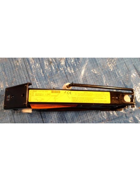 AUDI A8 4H0 LEWAREK SAMOCHODOWY