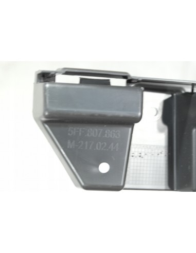 SEAT CUPRA FORMENTOR ŚLIZG ZDERZAKA ŚRODKOWY