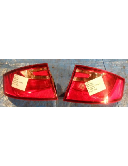 SEAT TOLEDO 2013-14 R LAMPA LEWA TYLNA 5JH945095A