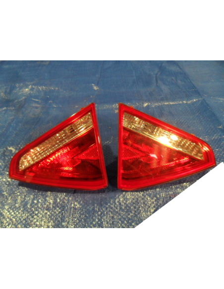 AUDI A5 COUPE LAMPA TYLNA PRAWA Z KLAPY 8T0945094