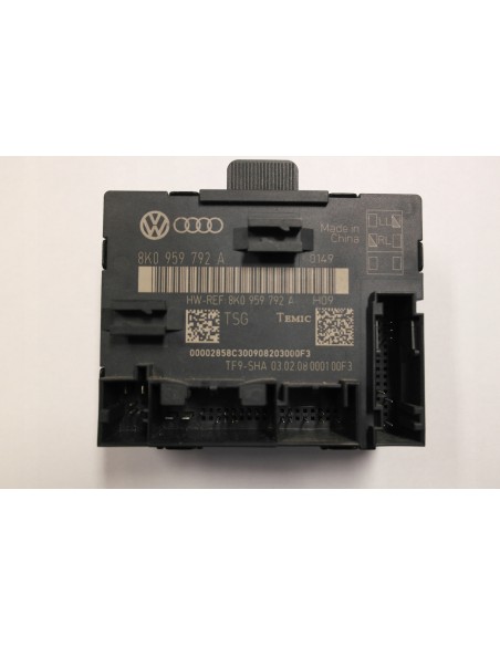 AUDI MODUŁ DRZWI PRAWY PRZÓD 8K0959792A