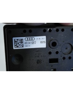 AUDI A8 4N D5 SKRZYNKA BEZPIECZNIKÓW 4M0941828D 2