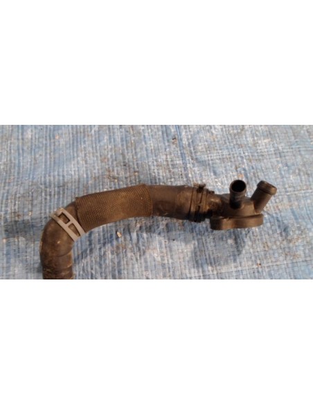 AUDI A4 B9 8W 2.0 TDI PRZEWÓD WODNY 04L122157BE