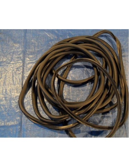 VW TIGUAN 2011-2012 R USZCZELKA DRZWI PRAWY PRZÓD