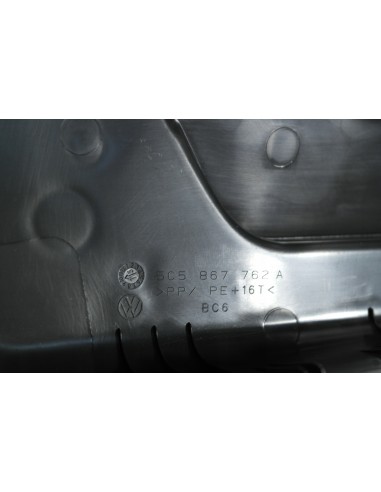 VW BEETLE 5C5 TAPICERKA BAGAŻNIKA PRAWA