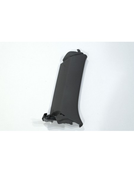 AUDI A3 8V TAPICERKA SŁUPKA LEWA CZARNA 8V4867287