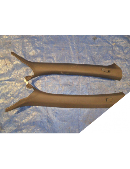 AUDI A4 S4 2008-12 RTAPICERKA SŁUPKA LEWA CZARNA