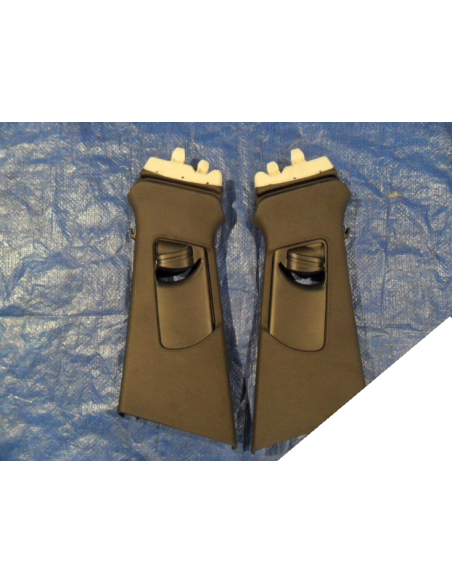 AUDI A4 S4 2008-12 R TAPICERKA SŁUPKA LEWA CZARNA