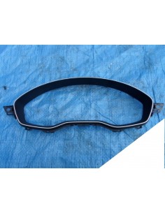 AUDI A4 B9 8W RAMKA LICZNIKA 8W0857115