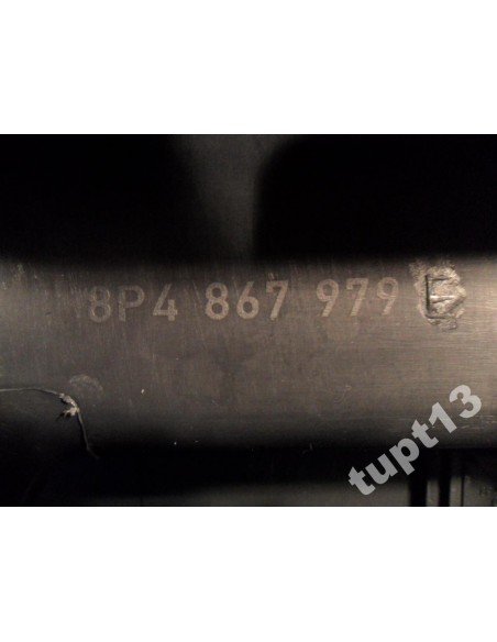 AUDI A3 2008-12 R TAPICERKA KLAPY TYLNEJ 8P4867979