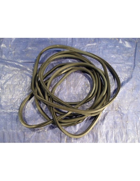 VW CADDY 2016-17R USZCZELKA LEWA PRZEDNIA