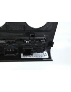 VW TOURAN III 5T RAMKA NA PANEL NAWIEWU 2