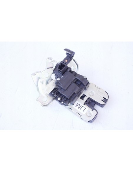 AUDI A8 4H D4 ZAMEK KLAPY TYŁ 4H0827505