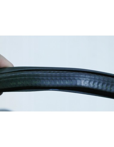 VW SCIROCCO USZCZELKA LEWA PRZEDNIA