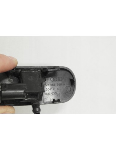 AUDI A3 SPRYSKIWACZ DYSZA SZYBY 8V3955987A 988A