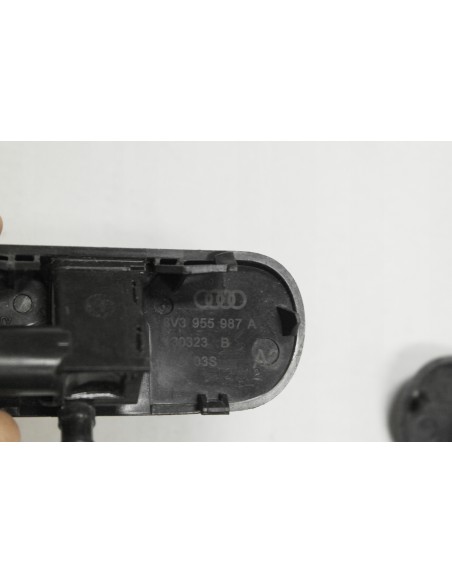 AUDI A3 SPRYSKIWACZ DYSZA SZYBY 8V3955987A 988A