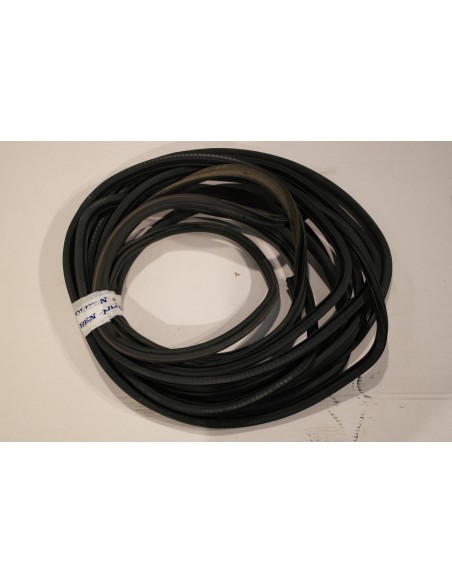 VW GOLF VI USZCZELKA KAROSERYJNA PRAWA TYLNA