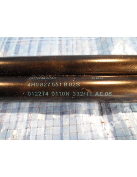 AUDI A8 4.2 TDI SIŁOWNIKI TELESKOPY KLAPY TYLNEJ