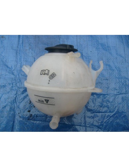 VW GOLF VI 6 ZBIORNICZEK WYRÓWNAWCZY ORYGINAŁ