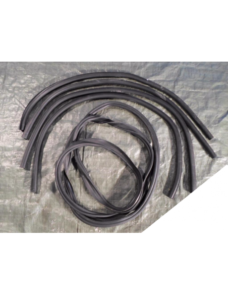 AUDI S7 USZCZELKA LEWY PRAWY PRZÓD 4G8831707 A