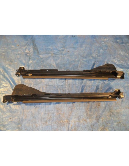 VW SHARAN 7N 11-13 PROWADNICA LEWA DRZWI 7N0843851