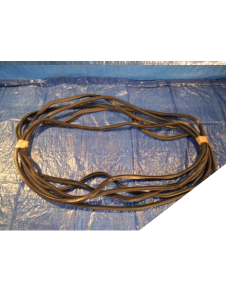 VW PASSAT B7 USZCZEKLA DRZWI LEWY TYŁ KOMBI