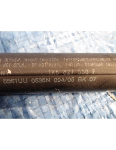 VW GOLF V SIŁOWNIKI TELESKOPY KLAPY TYLNEJ