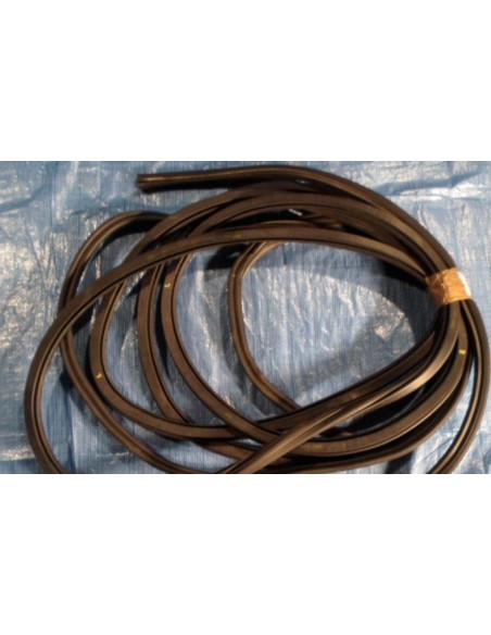 AUDI A3 8V0 3-D USZCZELKA KAROSERYJNA KLAPY TYLNEJ