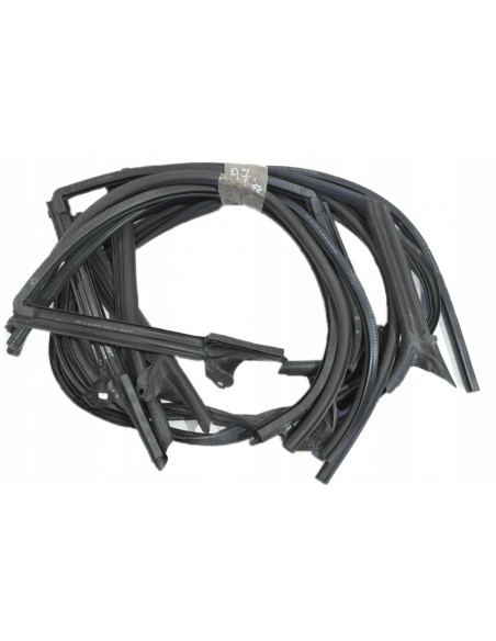 AUDI A7 S7 USZCZELKA KAROSERYJNA PRAWY TYŁ