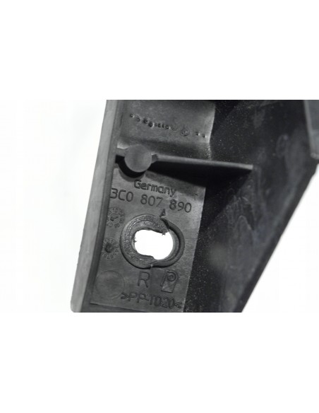 VW PASSAT B6 ŚLIZG BŁOTNIKA PRAWY 3C0807890