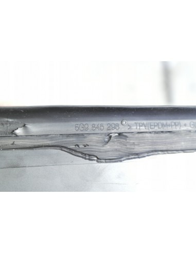 VW GOLF VII KOMBI SZYBA KAROSERYJNA PRAWA TYLNA