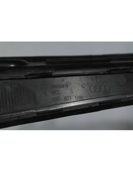 AUDI A8 4N D5 NAKŁADKA BAGAŻNIKA 4N0827598