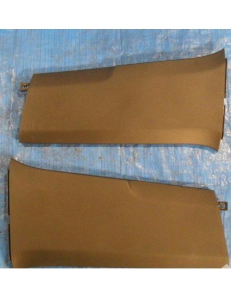 SEAT TOLEDO 2013-14 R TAPICERKA SŁUPKA LEWA CZARNA