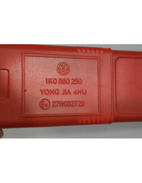 VW TRÓJKĄT OSTRZEGAWCZY 1K0860250