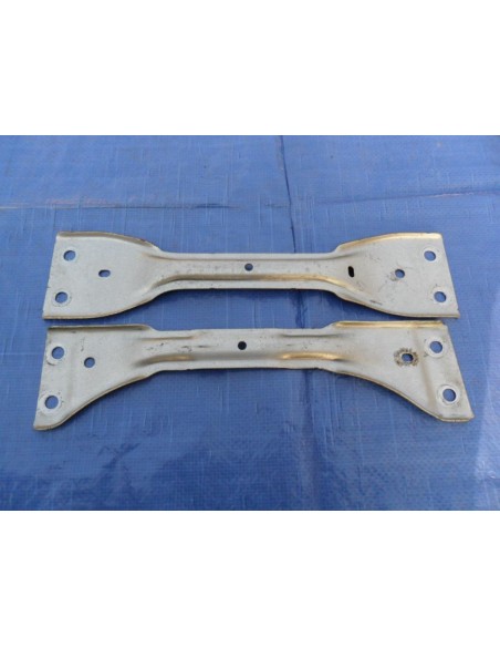 VW TOURAN 2011 R MOCOWANIE TŁUMIKA PODWOZIA