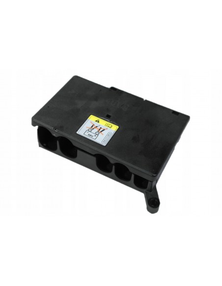 AUDI Q8 3.0 TFSI ZAŚLEPKA AKUMULATORA 4M0010006B