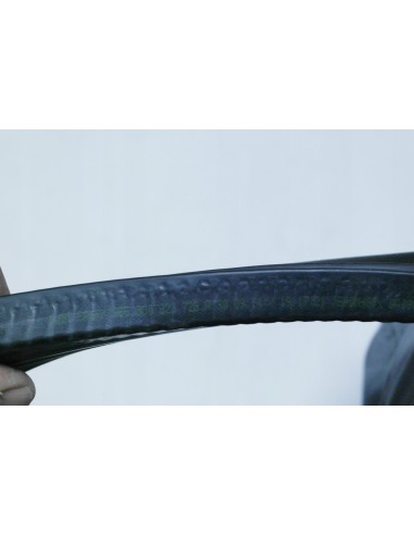 AUDI Q3 USZCZELKA KAROSERYJNA PODSZYBIA