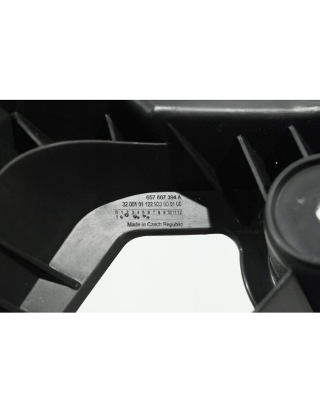 SKODA SCALA ŚLIZG ZDERZAKA PRAWY TYŁ 657807394A