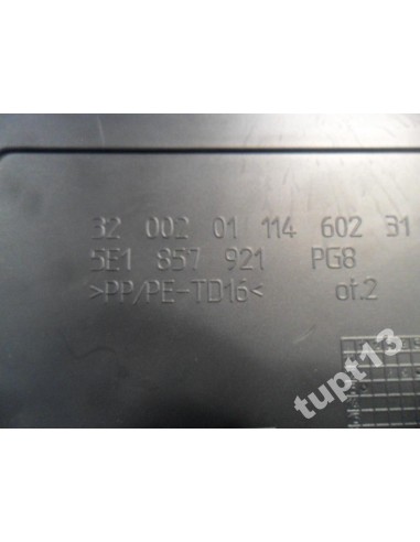 SKODA OCTAVIA III SCHOWEK MAŁY CZARNY