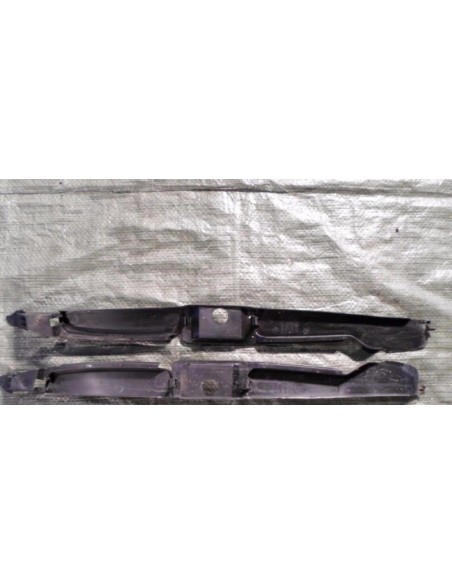 VW TIGUAN PLASTIK BŁOTNIKA PRAWY 5N0821112