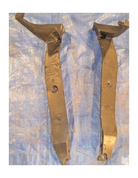 AUDI A8 4H WYGŁUSZENIE BŁOTNIKA PRAWE 4H0821112 C