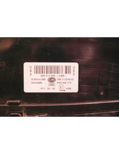 AUDI A4 B9 SEDAN 8W5 LAMPA PRAWA TYLNA 8W5945076