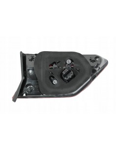 VW TIGUAN II ALLSPACE LIFT LAMPA PRAWA TYLNA Z KLAPY... 2