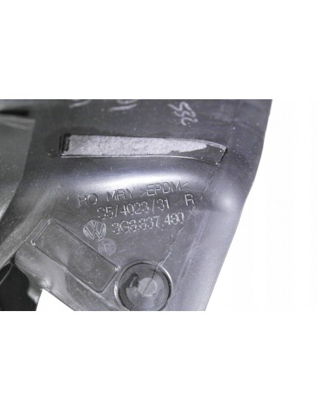 VW ARTEON FL USZCZELKA SZYBY PRAWY PRZÓD 3G8837480