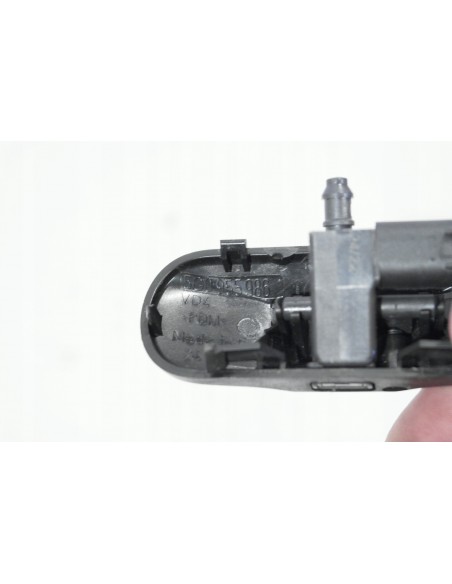 VW AUDI SEAT SKODA DYSZA SPRYSKIWACZ SZYBY PODGRZEWANY 5G0955986