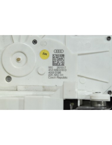 AUDI A8 4N D5 ZAMEK DOCIĄG DRZWI PRAWY TYŁ...