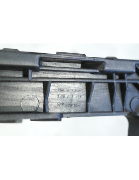 AUDI A4 8W ŚLIZG ZDERZAKA LEWY TYŁ 8W5807454