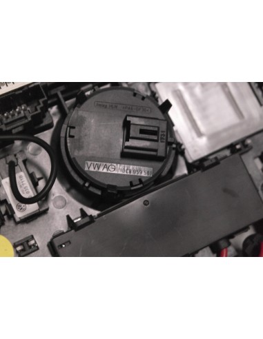 VW SCIROCCO LAMPKA KABINOWA OŚWIETLENIE KABINY...