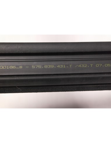 SEAT CUPRA ATECA LISTWA USZCZELKA CHROMOWA...