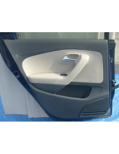 VW POLO 2009-2010 R TAPICERKA DRZWI LEWY TYŁ